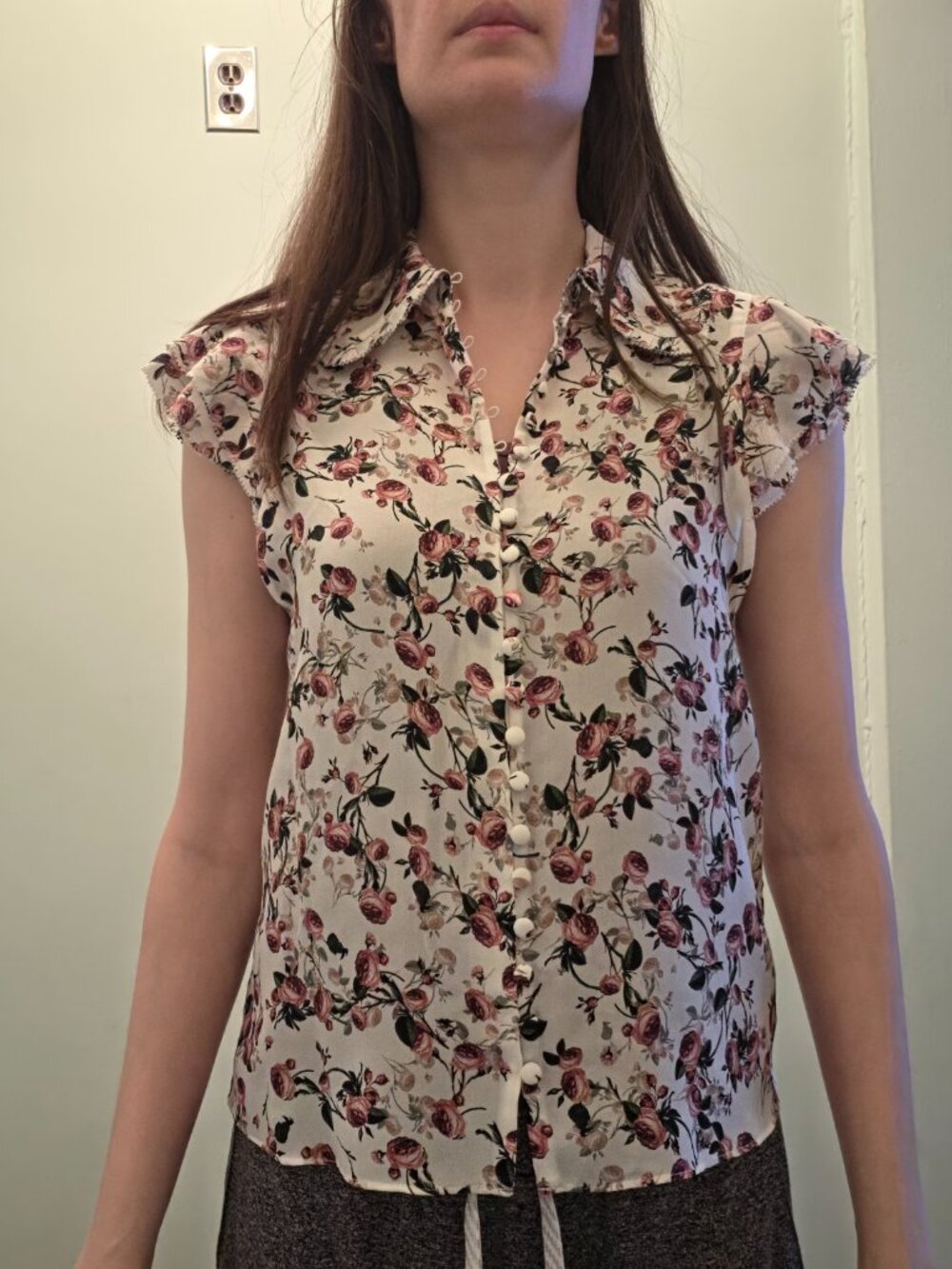 Alice + Olivia Fleur Frills Off White Blouse, NWT